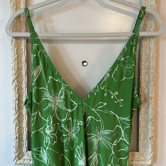 ASOS | Green Floral V-Neck Spaghetti Strap Dress - Picture 8 of 16